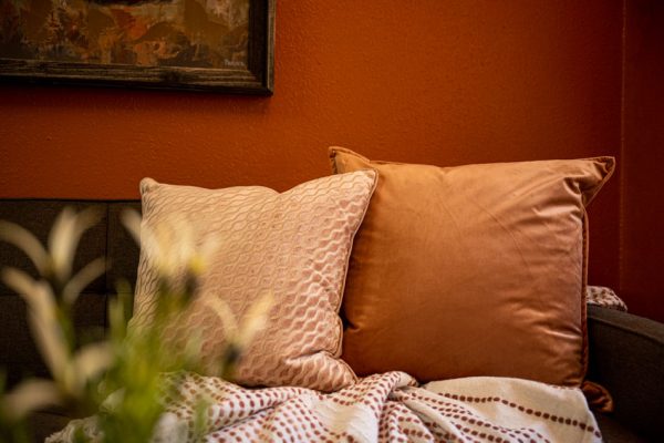 AIRBNB_THE_ANNEX_ROOM_215_ORANGE_ROOM-05
