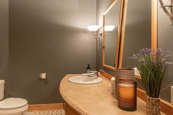 AirBNB-44BATHROOM2