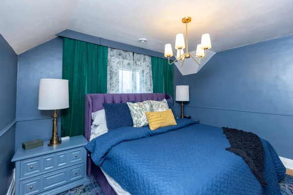 milos-blue-bedroom